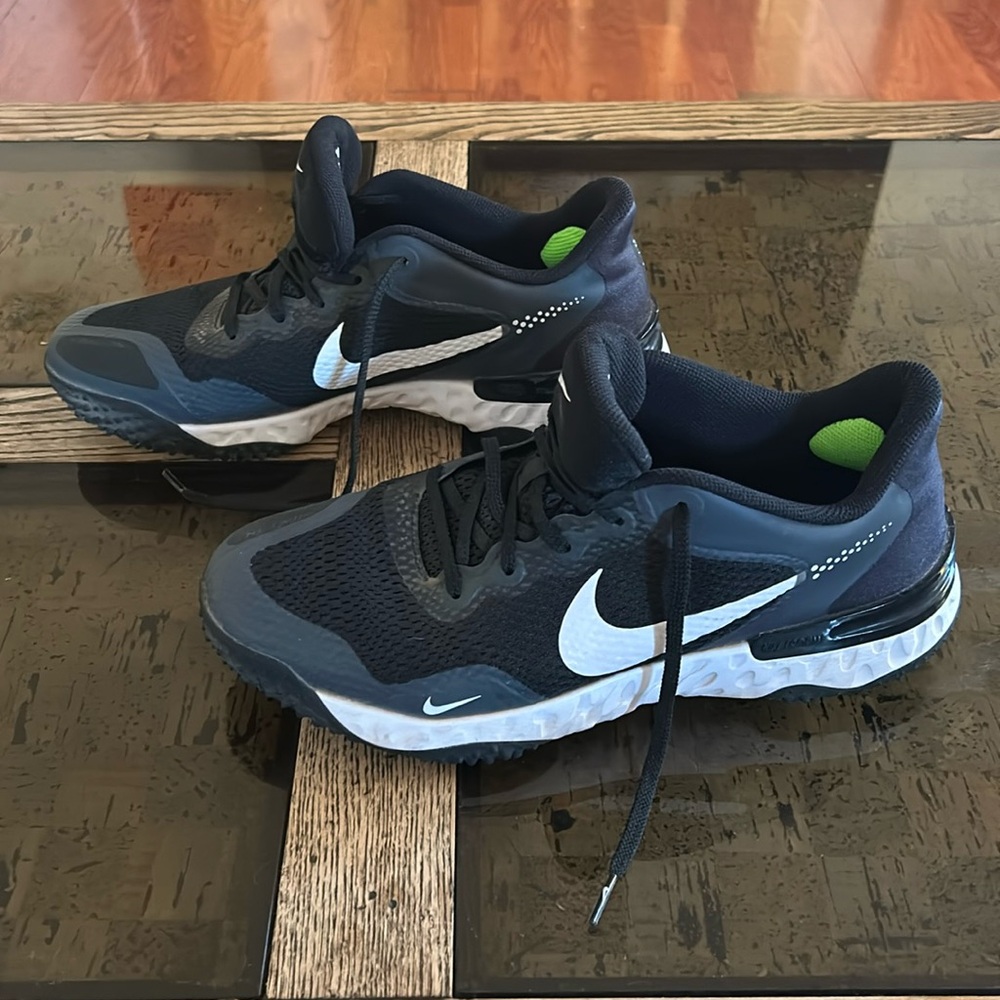 Nike Alpha